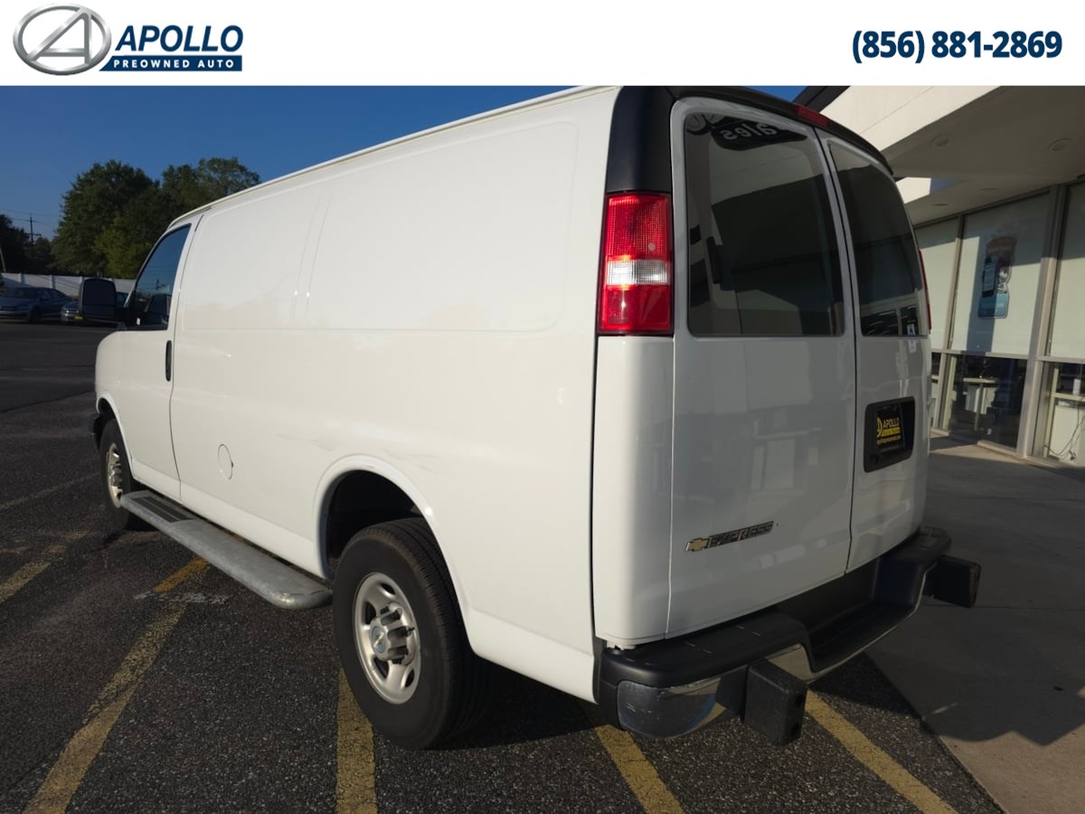 2023 Chevrolet Express Cargo Van photo 5