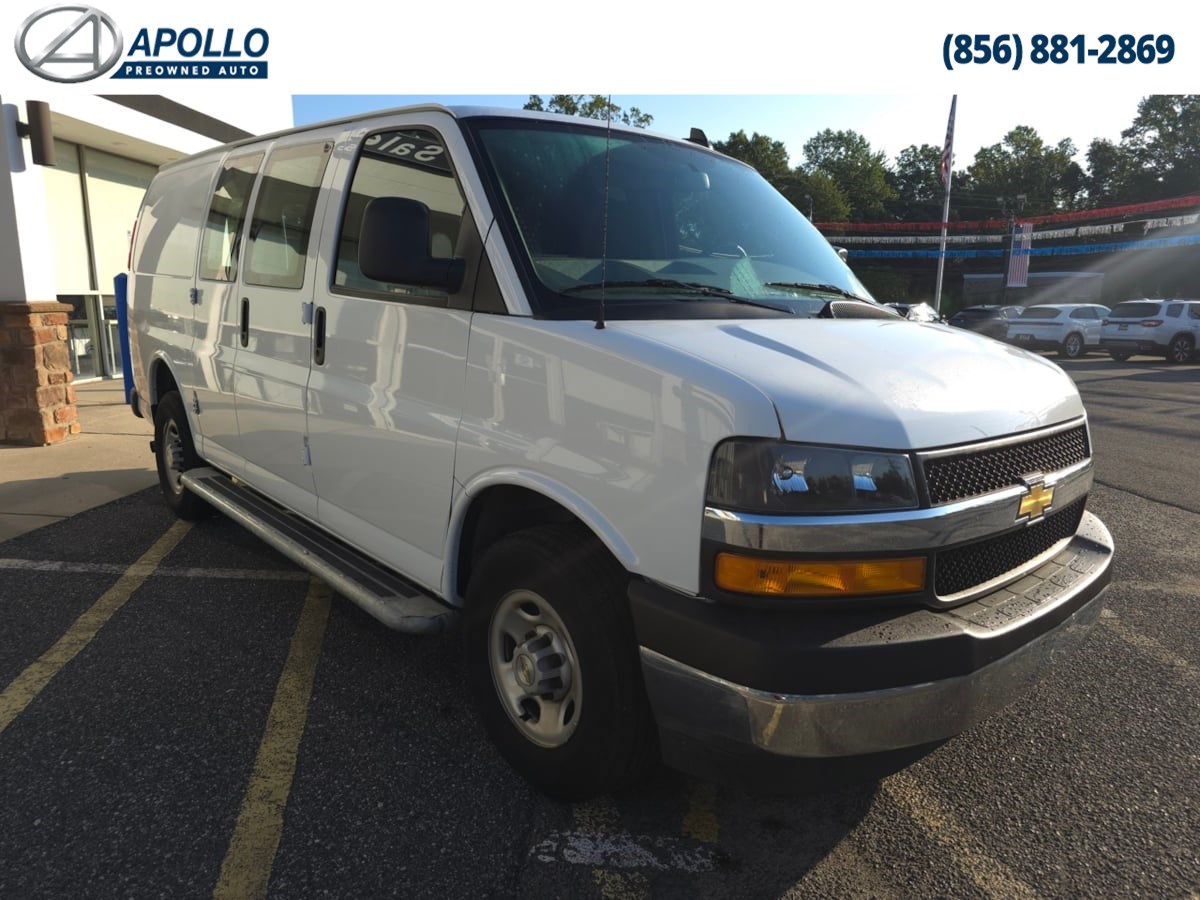 2023 Chevrolet Express Cargo Van photo 3