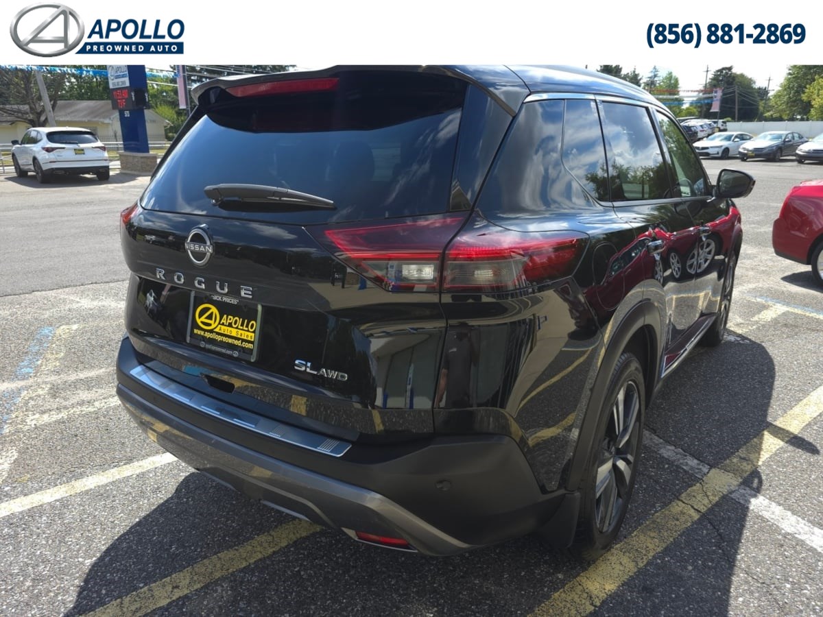 2022 Nissan Rogue SL photo 3