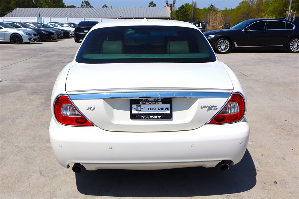 Sold 2008 Jaguar XJ Vanden Plas in Loganville