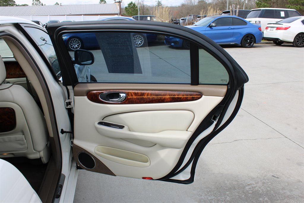 Sold 2008 Jaguar XJ Vanden Plas in Loganville