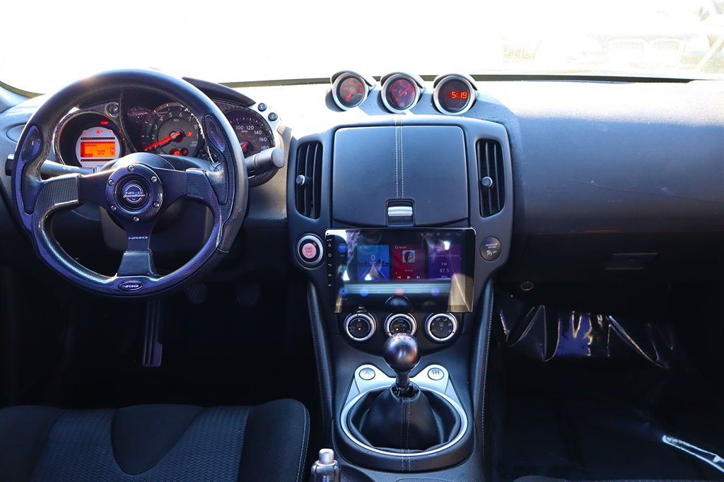 Sold 2012 Nissan 370Z in Loganville