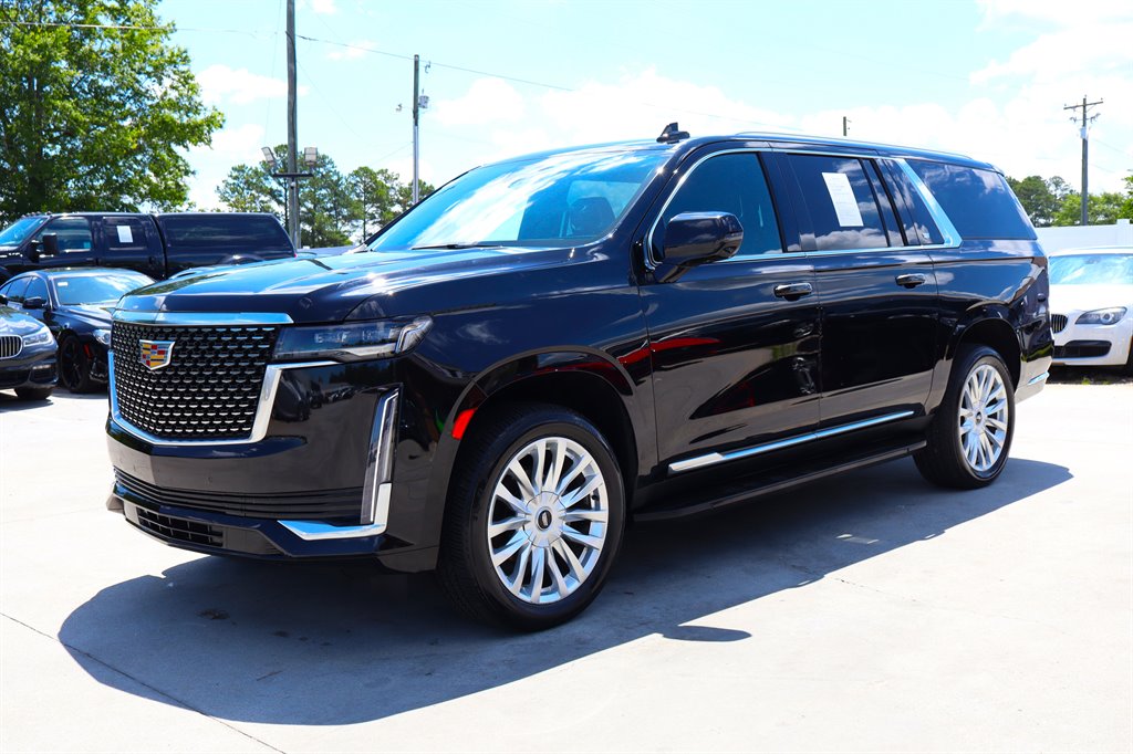 2021 Cadillac Escalade ESV Luxury photo 3