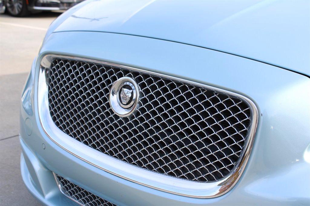 JAGUAR 触媒 金属製　セールは来週の月曜日までです。 Sold 2012 Jaguar XJ XJL in Loganville