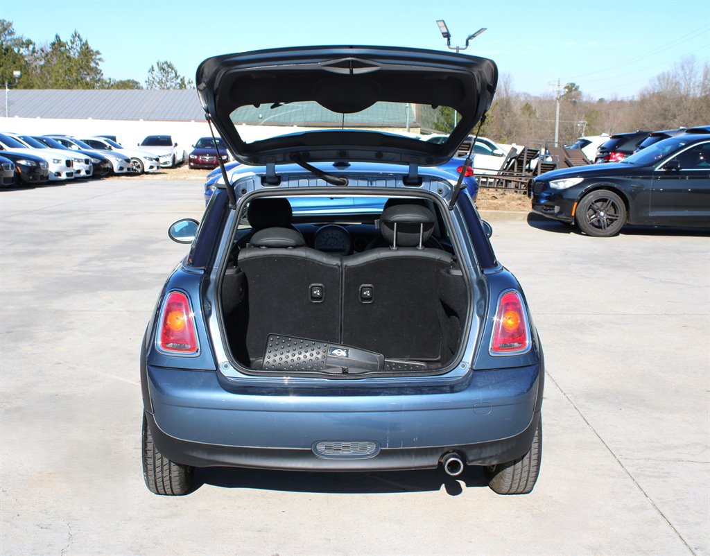 Sold 2010 MINI Cooper Hardtop in Loganville