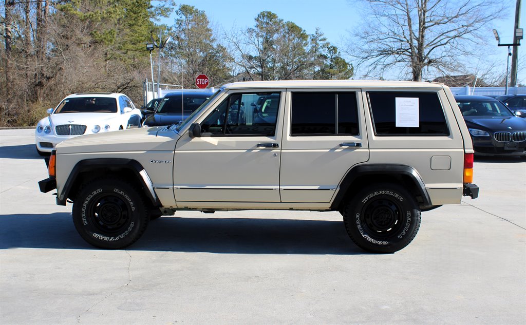 Sold 1989 Jeep Cherokee Base in Loganville