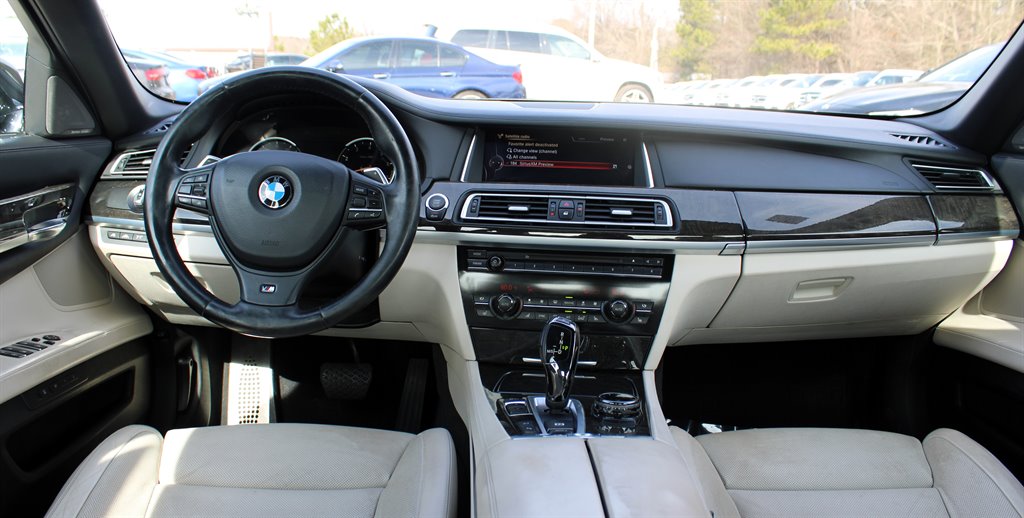 2015 Bmw 750Li / ALPINA B7 photo 16