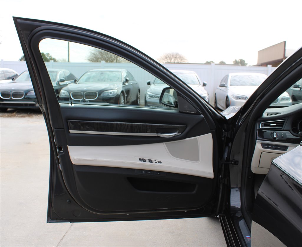 2015 Bmw 750Li / ALPINA B7 photo 24