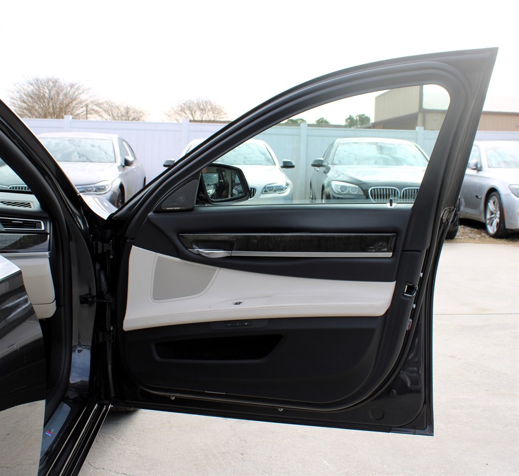 2015 Bmw 750Li / ALPINA B7 photo 25