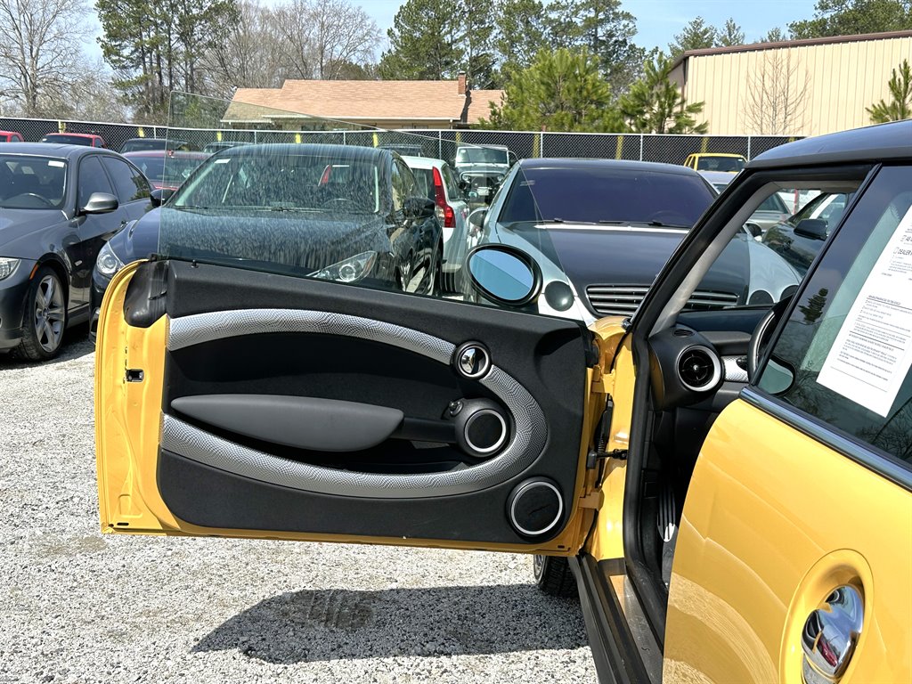 Sold 2009 MINI Cooper Hardtop S in Loganville