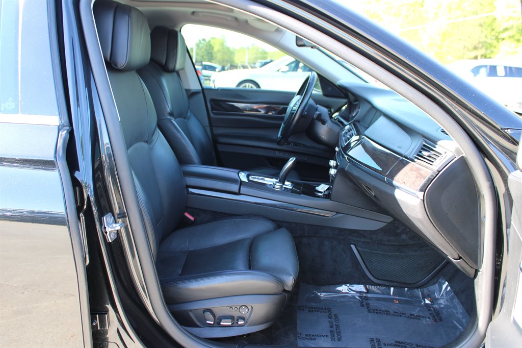 2011 Bmw 750xi 7-Series photo 15