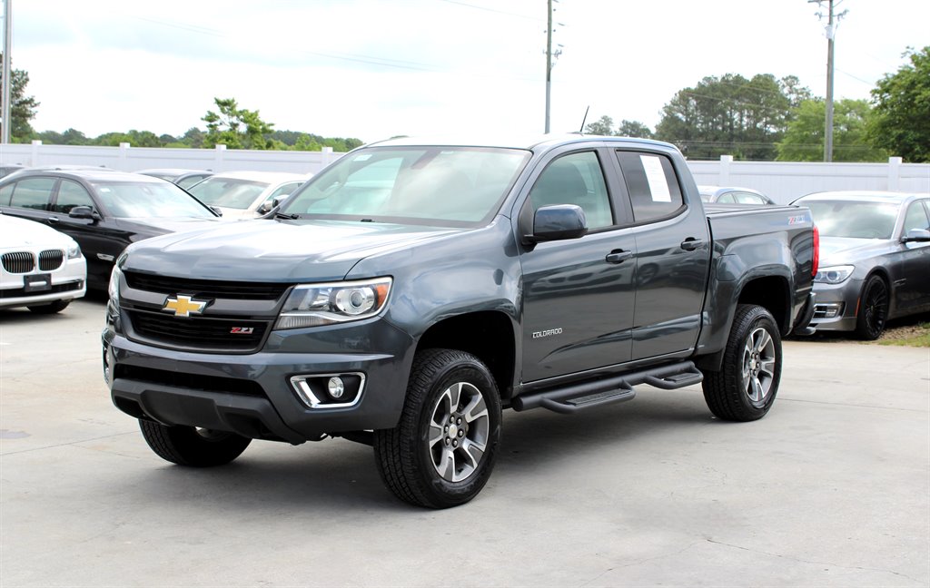 2015 Chevrolet Colorado Z71 photo 3