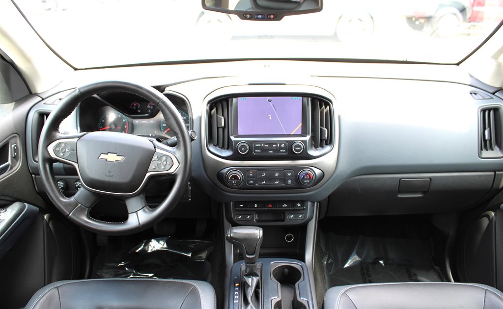 2015 Chevrolet Colorado Z71 photo 11