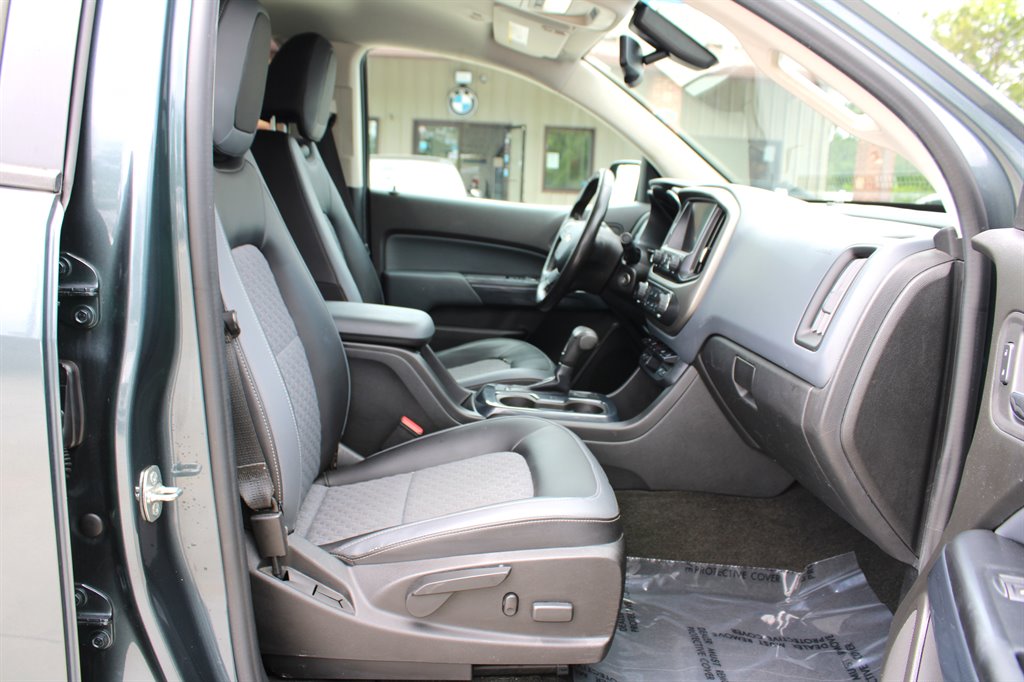 2015 Chevrolet Colorado Z71 photo 14