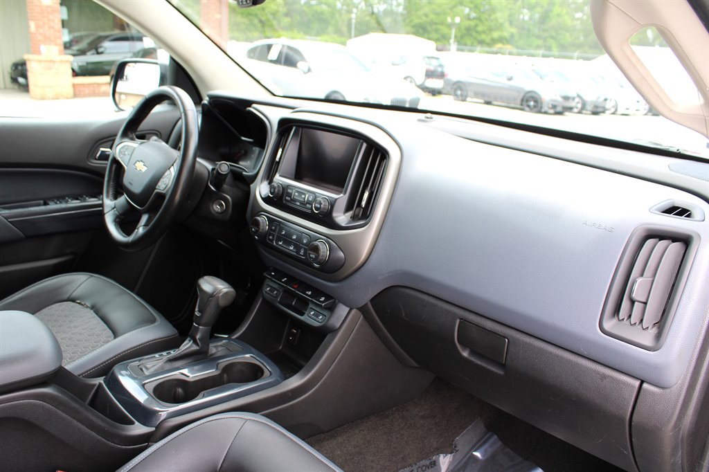 2015 Chevrolet Colorado Z71 photo 15