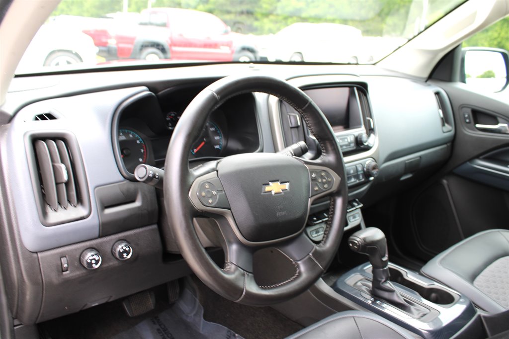 2015 Chevrolet Colorado Z71 photo 17