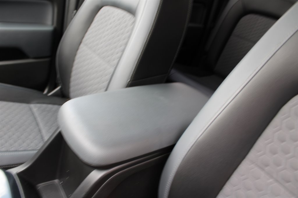 2015 Chevrolet Colorado Z71 photo 19
