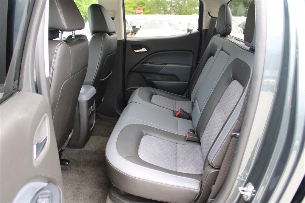 2015 Chevrolet Colorado Z71 photo 21