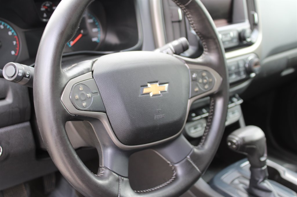 2015 Chevrolet Colorado Z71 photo 30