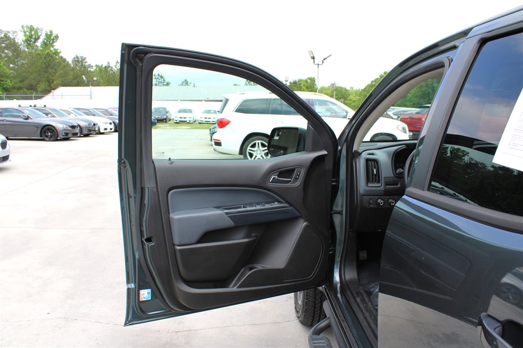 2015 Chevrolet Colorado Z71 photo 32
