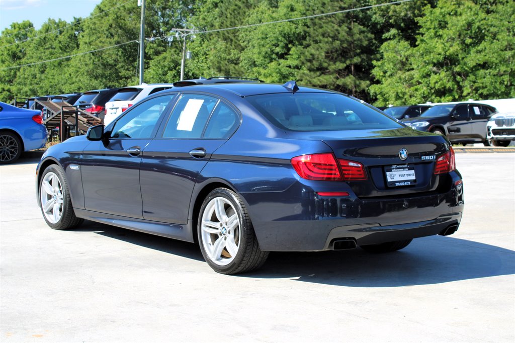 2011 BMW 5 Series 550i - Photo 5