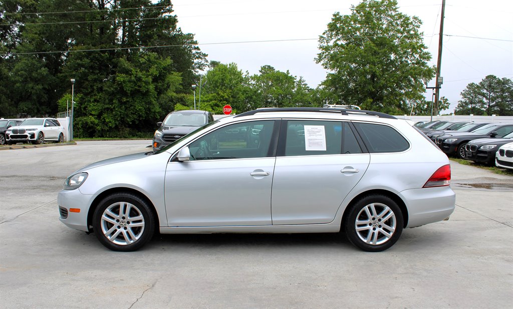 2014 Volkswagen Jetta SportWagen TDI photo 4