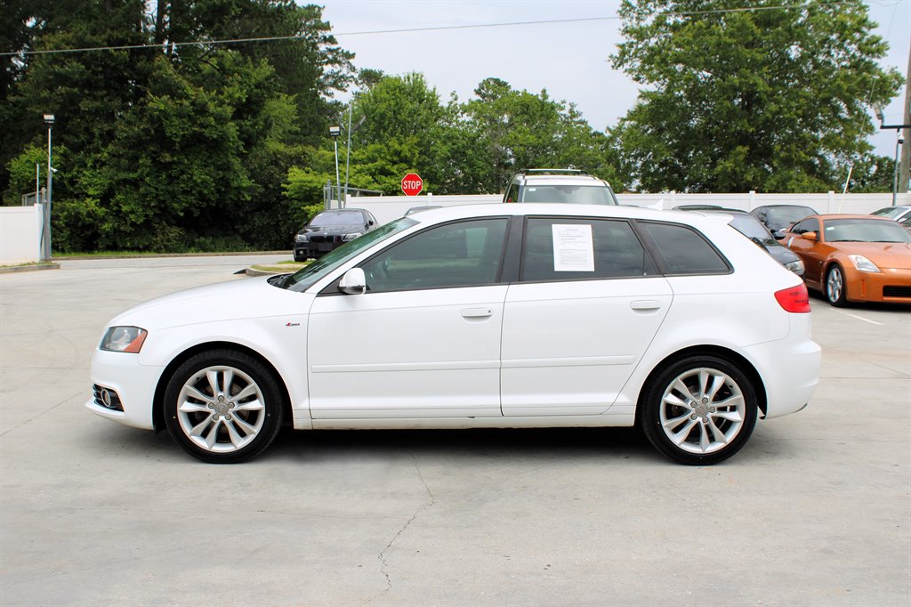 2013 Audi A3 Premium photo 4