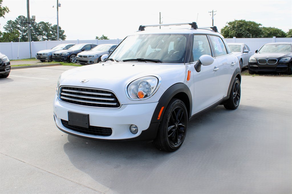2014 Mini Countryman photo 2