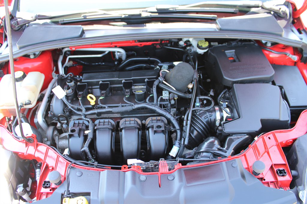 2012 Ford Focus SE - Photo 26