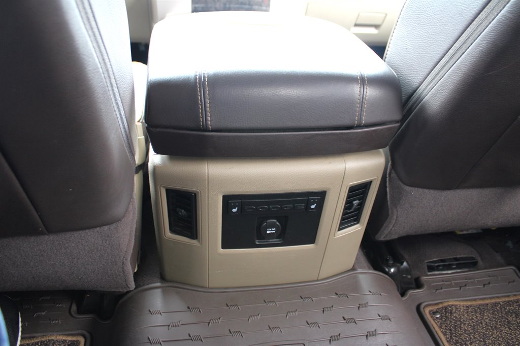 2012 Ram 3500 Laramie Longhorn photo 33