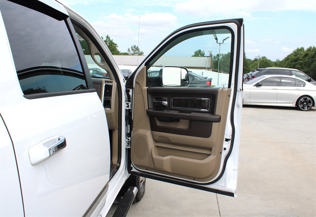 2012 Ram 3500 Laramie Longhorn photo 44
