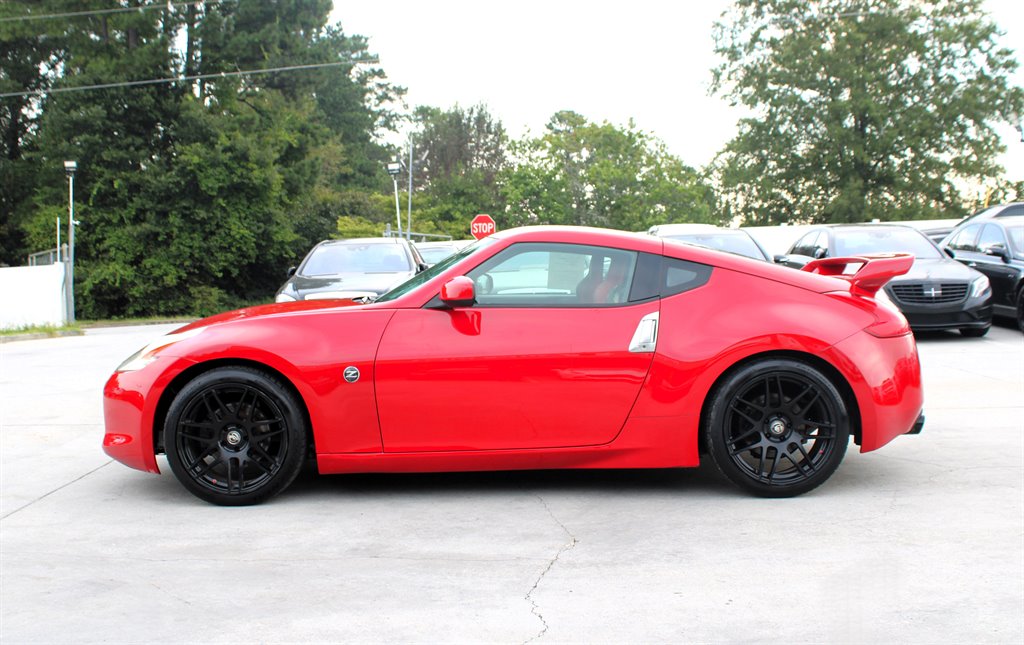 2011 Nissan 370Z photo 4