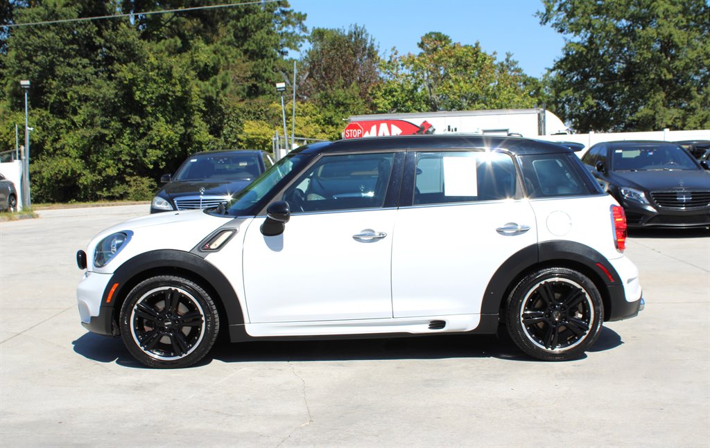 2012 Mini Countryman S photo 2