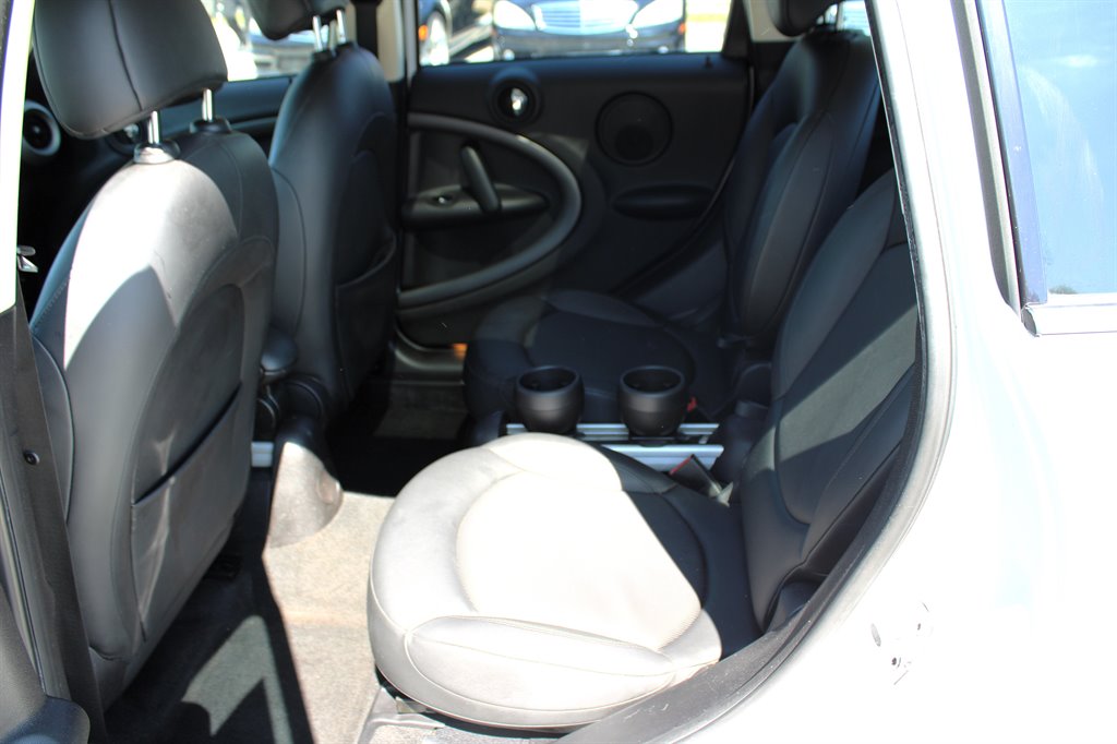 2012 Mini Countryman S photo 14