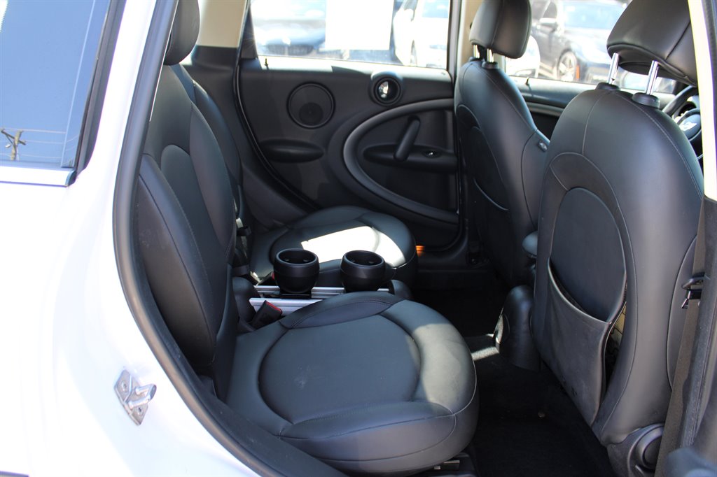 2012 Mini Countryman S photo 15