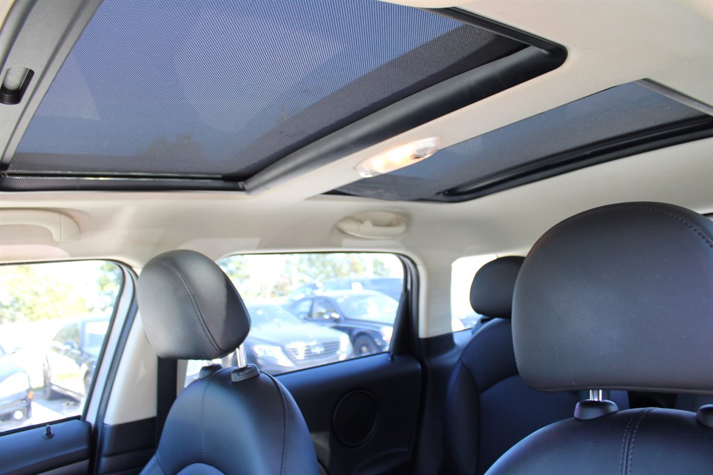 2012 Mini Countryman S photo 16