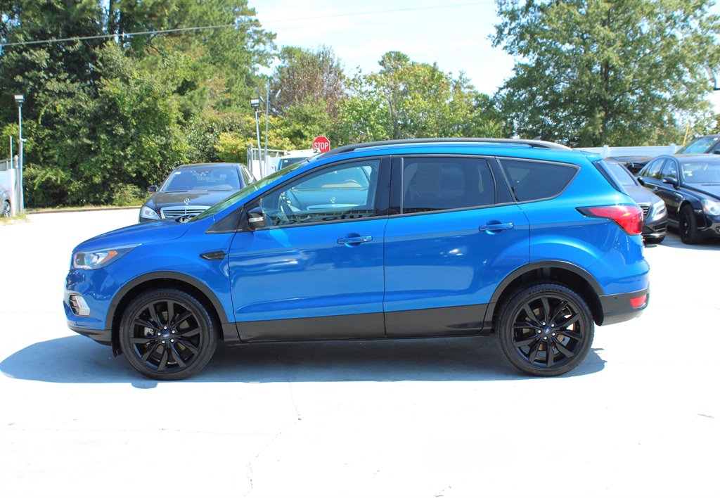 2019 Ford Escape Titanium photo 4