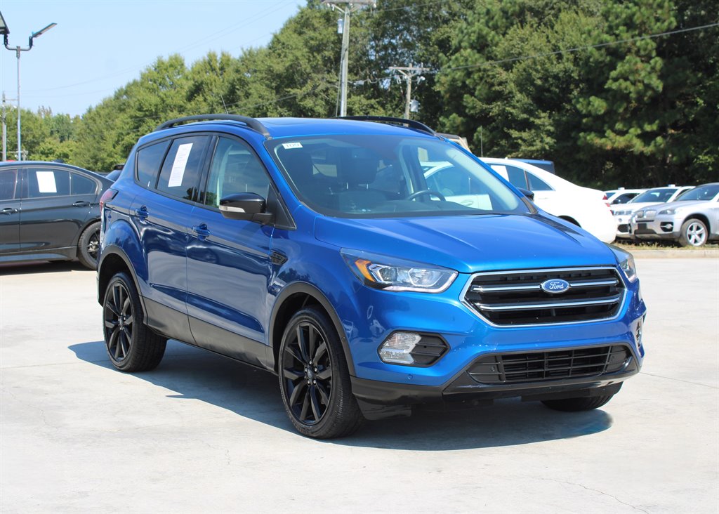 2019 Ford Escape Titanium photo 9