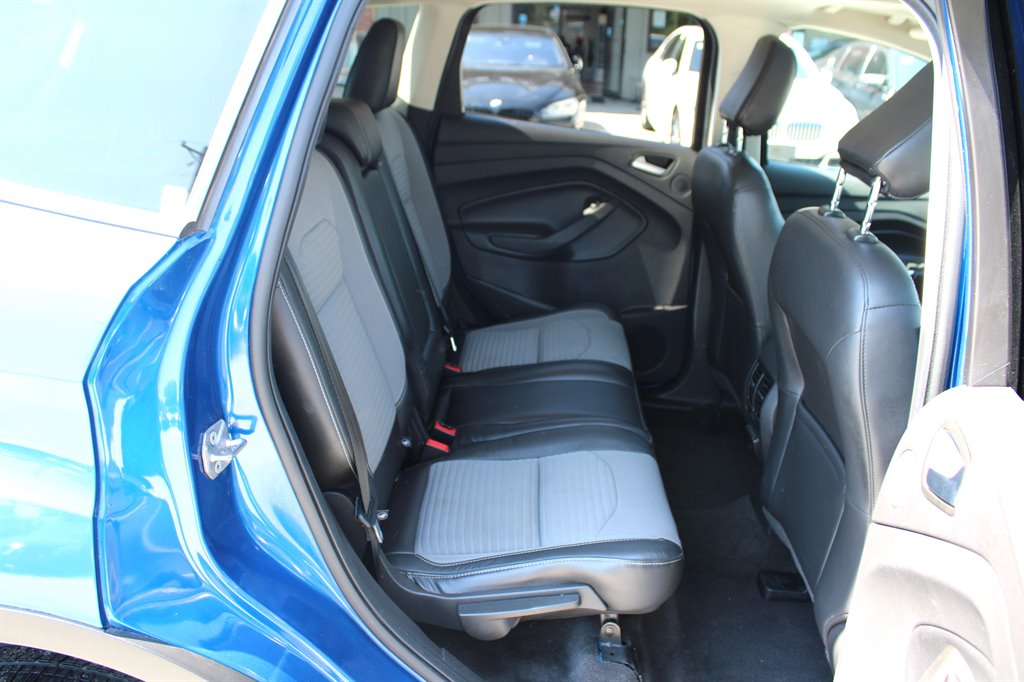 2019 Ford Escape Titanium photo 18