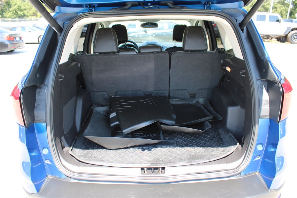 2019 Ford Escape Titanium photo 30