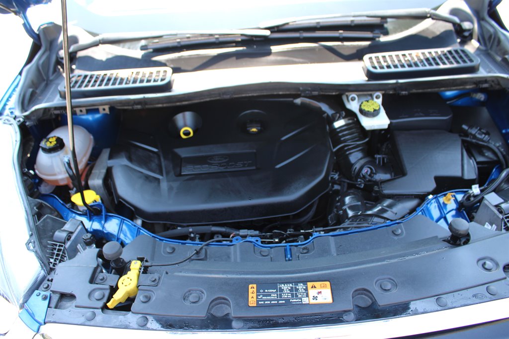 2019 Ford Escape Titanium photo 32