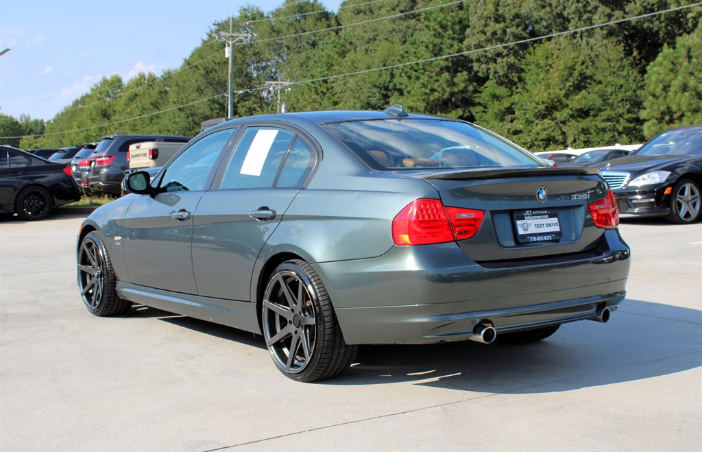 2011 Bmw 335i xDrive SA photo 3