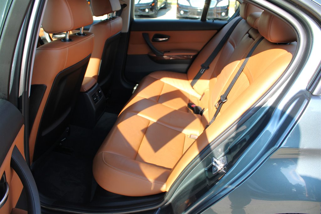 2011 Bmw 335i xDrive SA photo 16