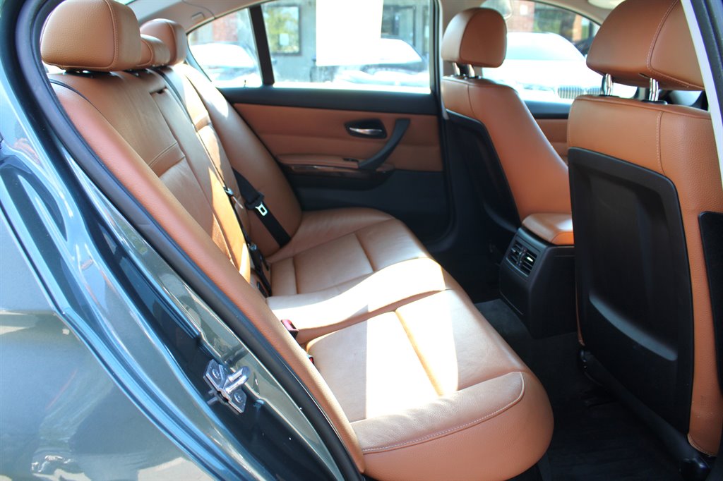 2011 Bmw 335i xDrive SA photo 17