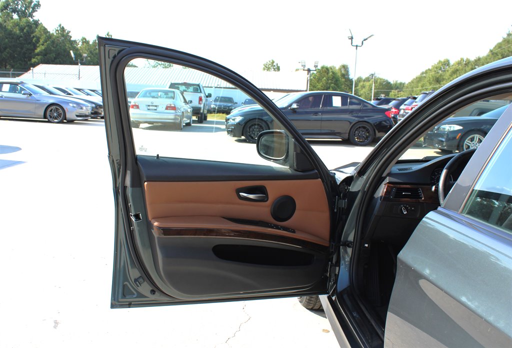 2011 Bmw 335i xDrive SA photo 23