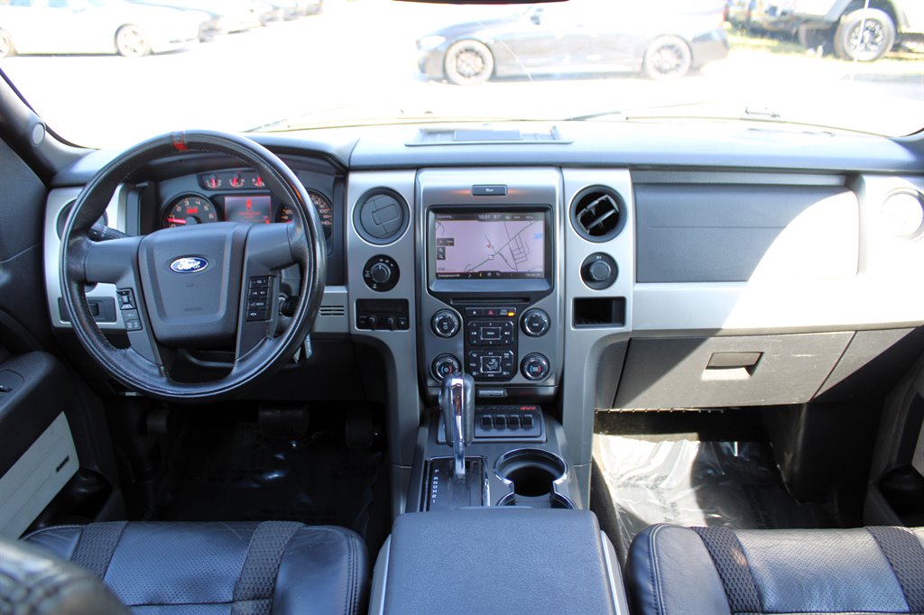 2013 Ford F-150 Raptor SVT photo 19
