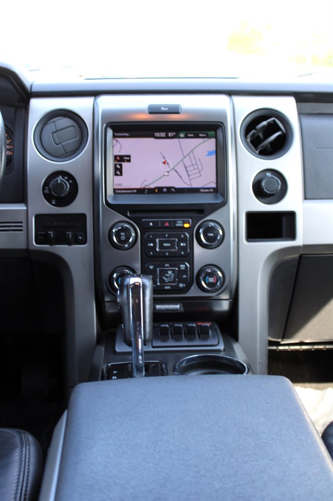 2013 Ford F-150 Raptor SVT photo 20