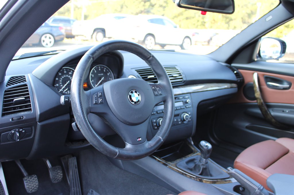 2011 Bmw 135i 1-Series photo 11