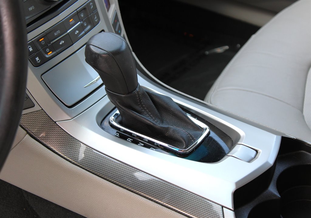 2009 Cadillac CTS photo 21