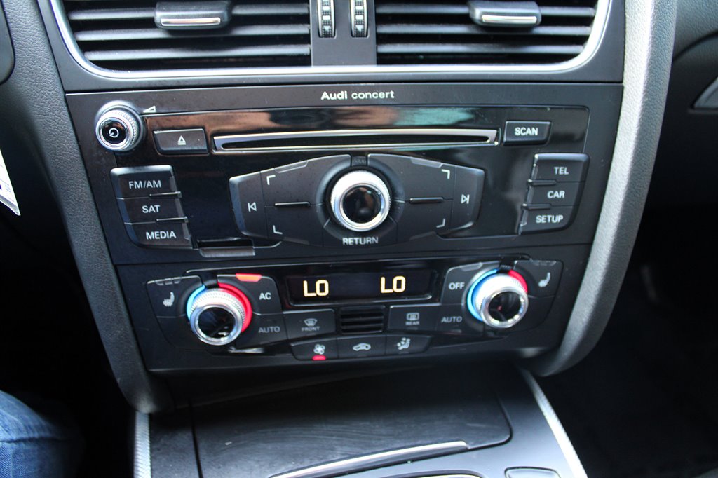 2014 Audi A4 Quattro Premium Plus photo 27